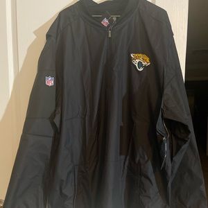 Men’s Officially Licensed Wind Breaker